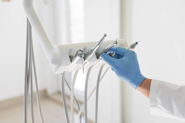 24/7 Emergency Teeth Whitening experts in North Olmsted, OH